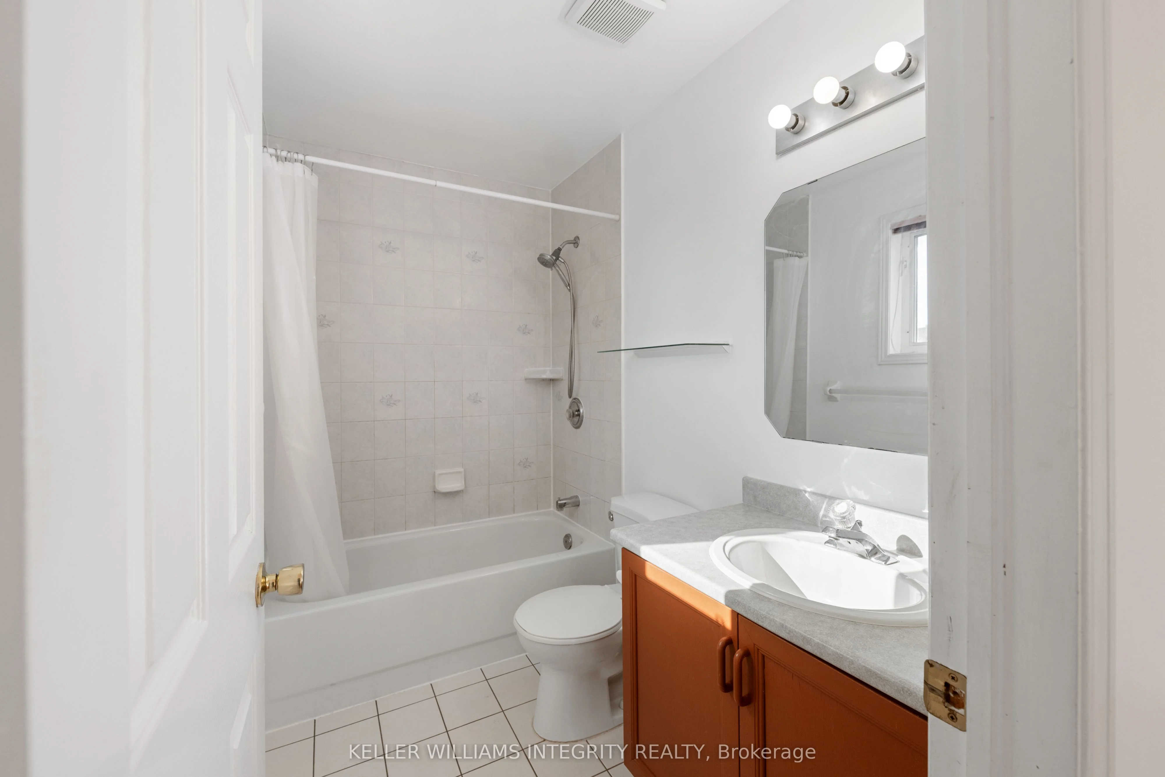 2112 Gardenway Drive, Orleans - Cumberland and Area, ON K4A 3K2