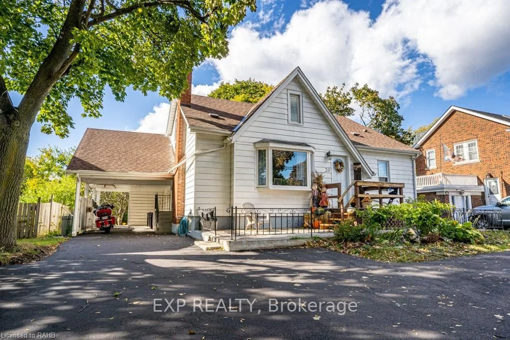 Detached in Hamilton
