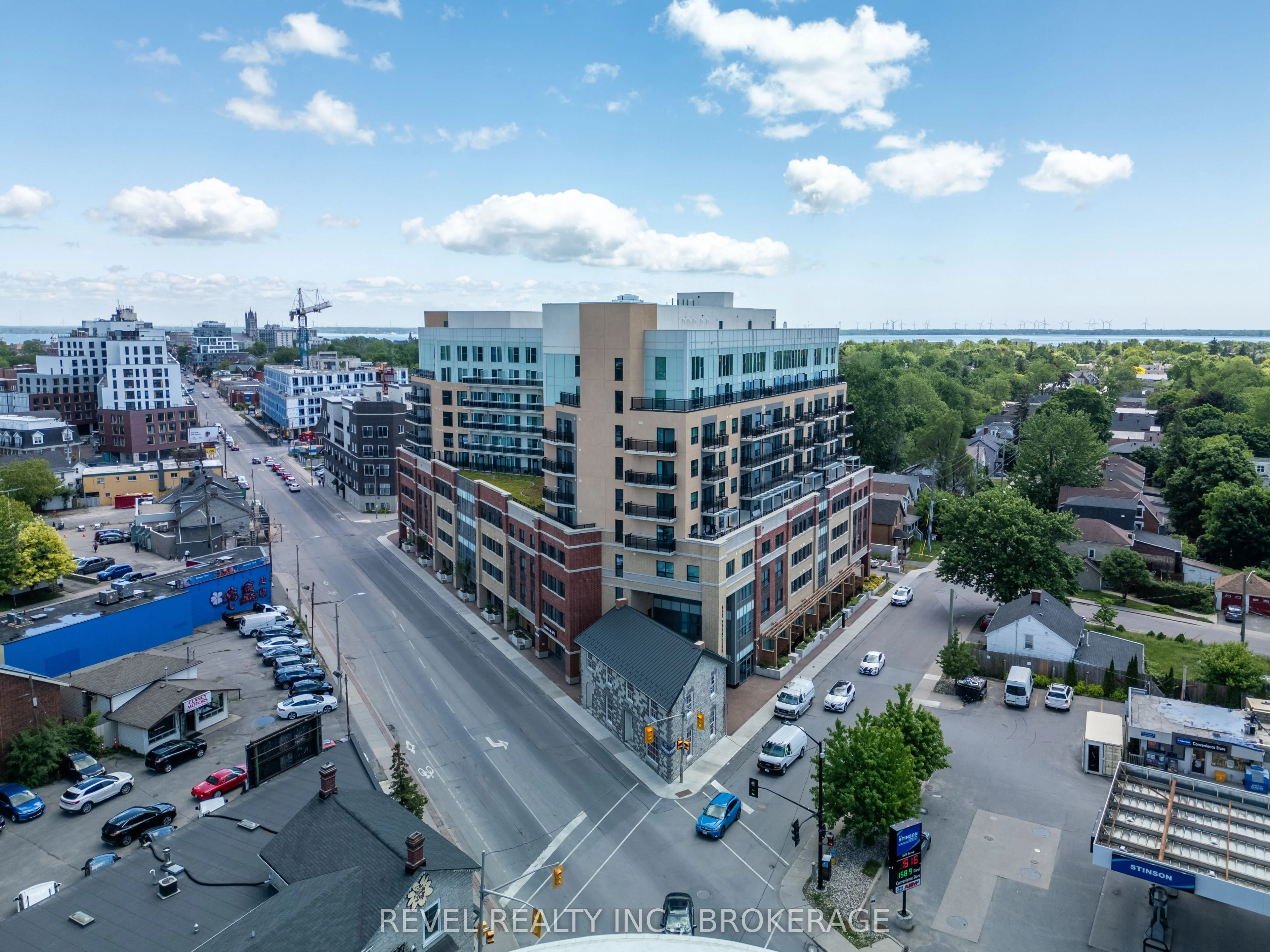 652 Princess Street 822, Kingston, On K7l 1e5