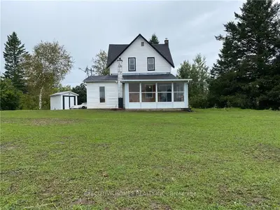 Detached in Bancroft