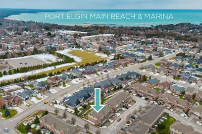Condo Townhouse in Saugeen Shores
