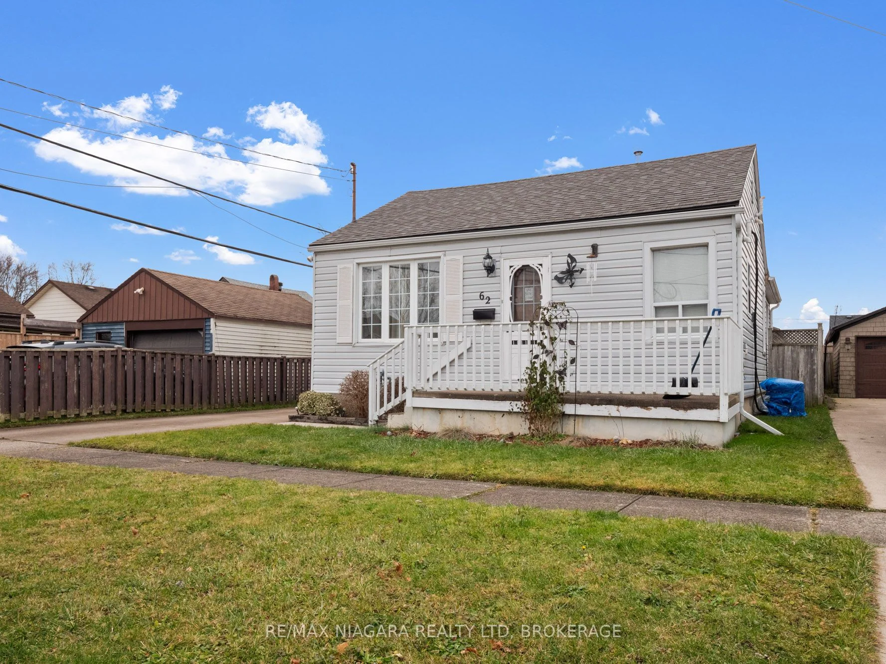62 Douglas Street, Fort Erie, On L2a 3w5