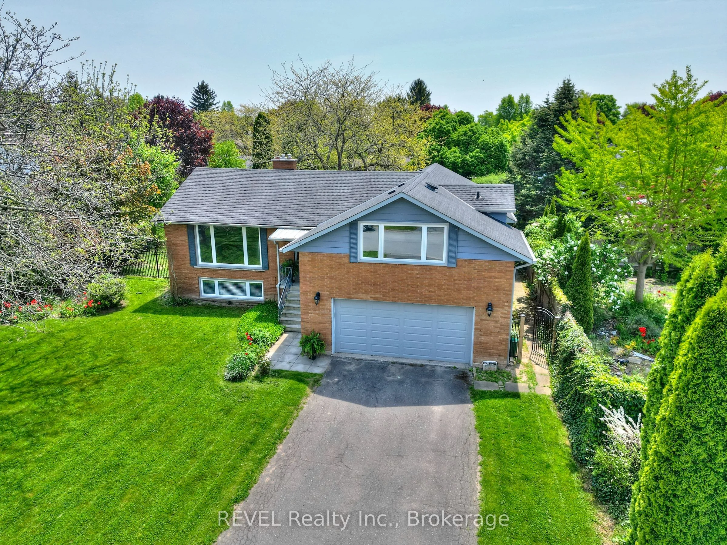 1 Tottenham Court, Niagara-on-the-lake, On L0s 1j0