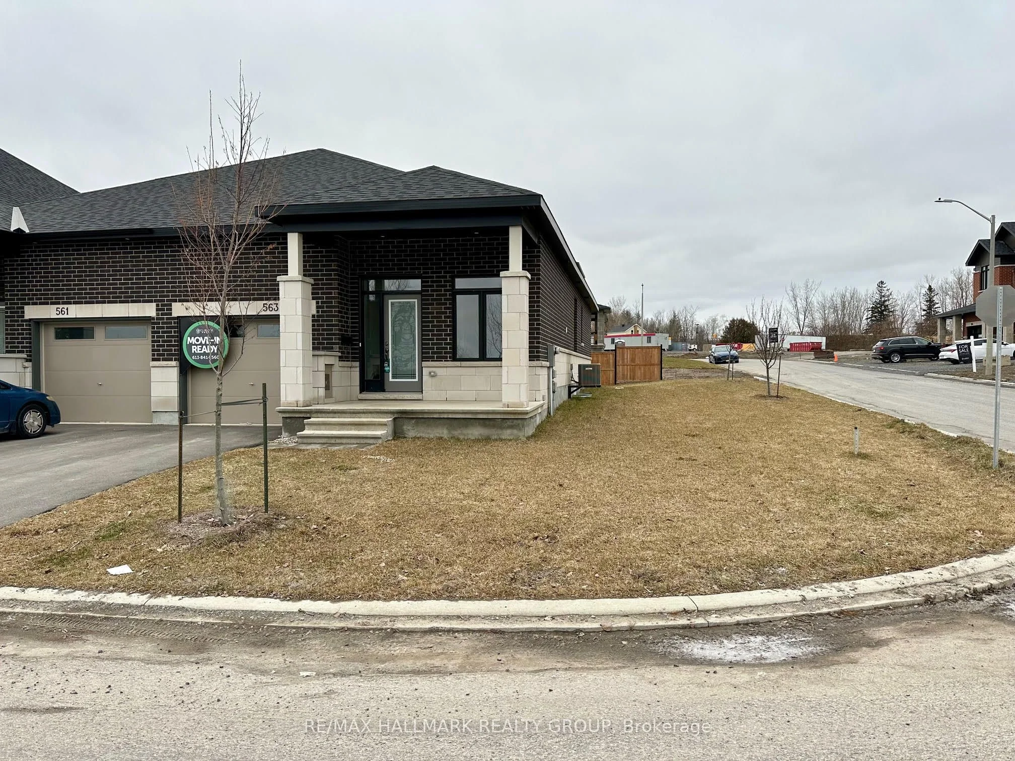 563 Knotridge Street, Orleans - Convent Glen And Area, On K1w 0m2