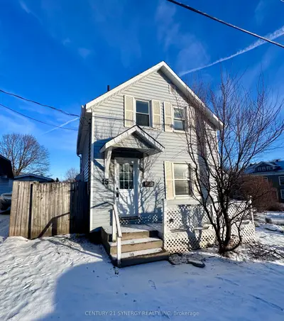 Detached in Smiths Falls