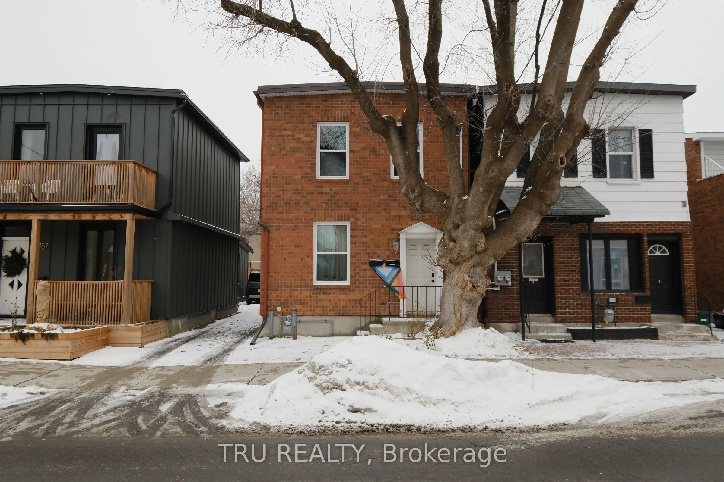 191 Rochester Street N 2, West Centre Town, On K1r 7m5