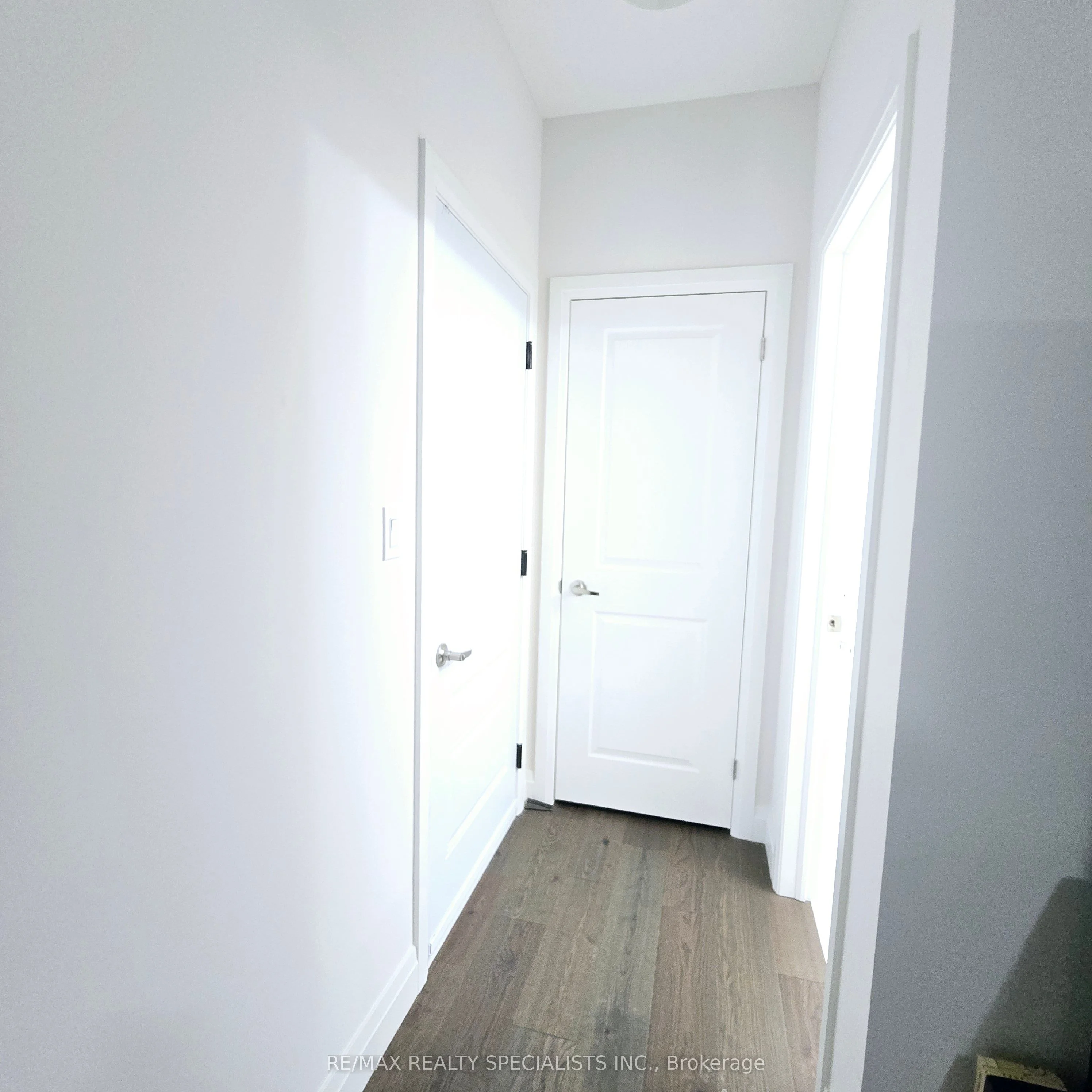 122 King Street E b, Ingersoll, ON N5C 1G9