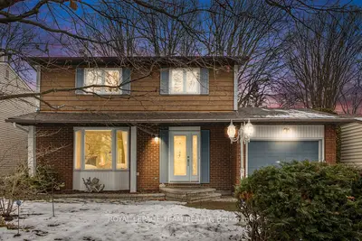 Detached in Kanata