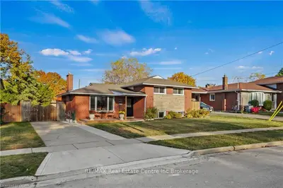 Detached in Guelph