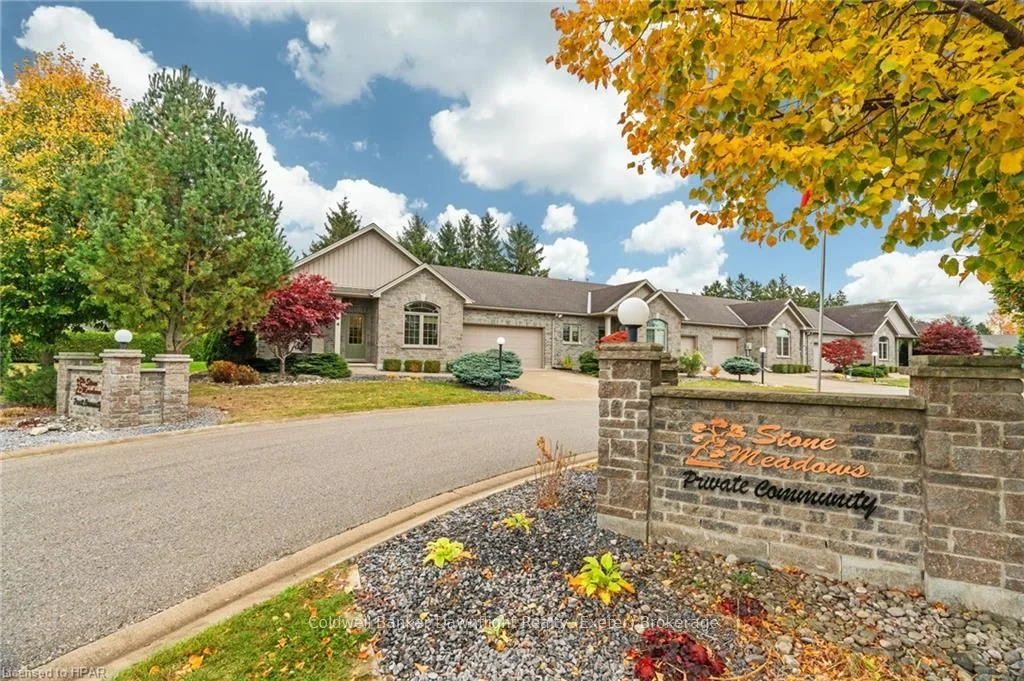 4 Conrad Drive, Bluewater, On N0m 2t0