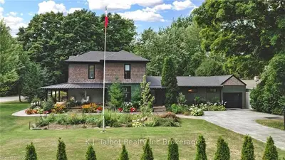 Detached in Bluewater
