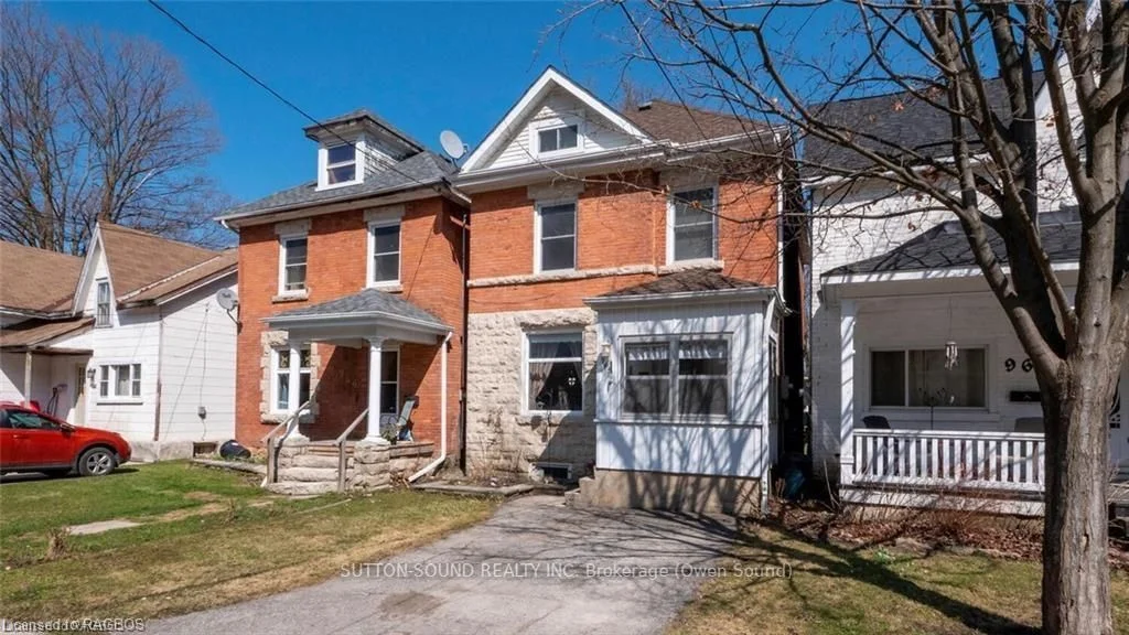 Detached in Owen Sound