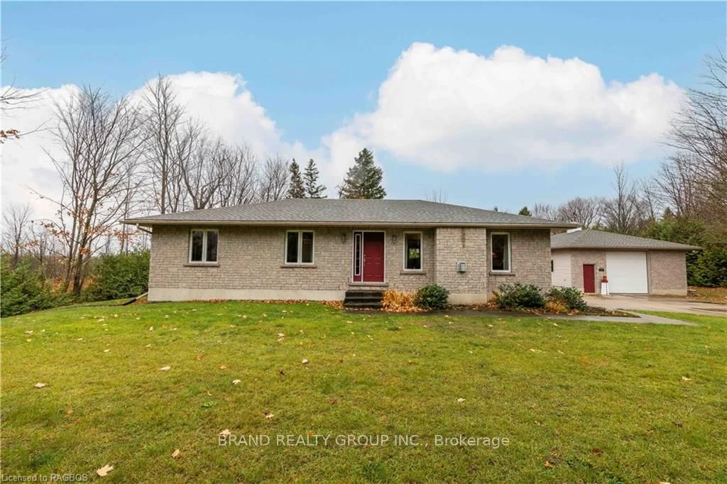 Detached in Georgian Bluffs