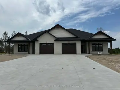 Semi-Detached in Kincardine