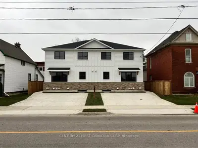 Att/Row/Townhouse in St. Thomas