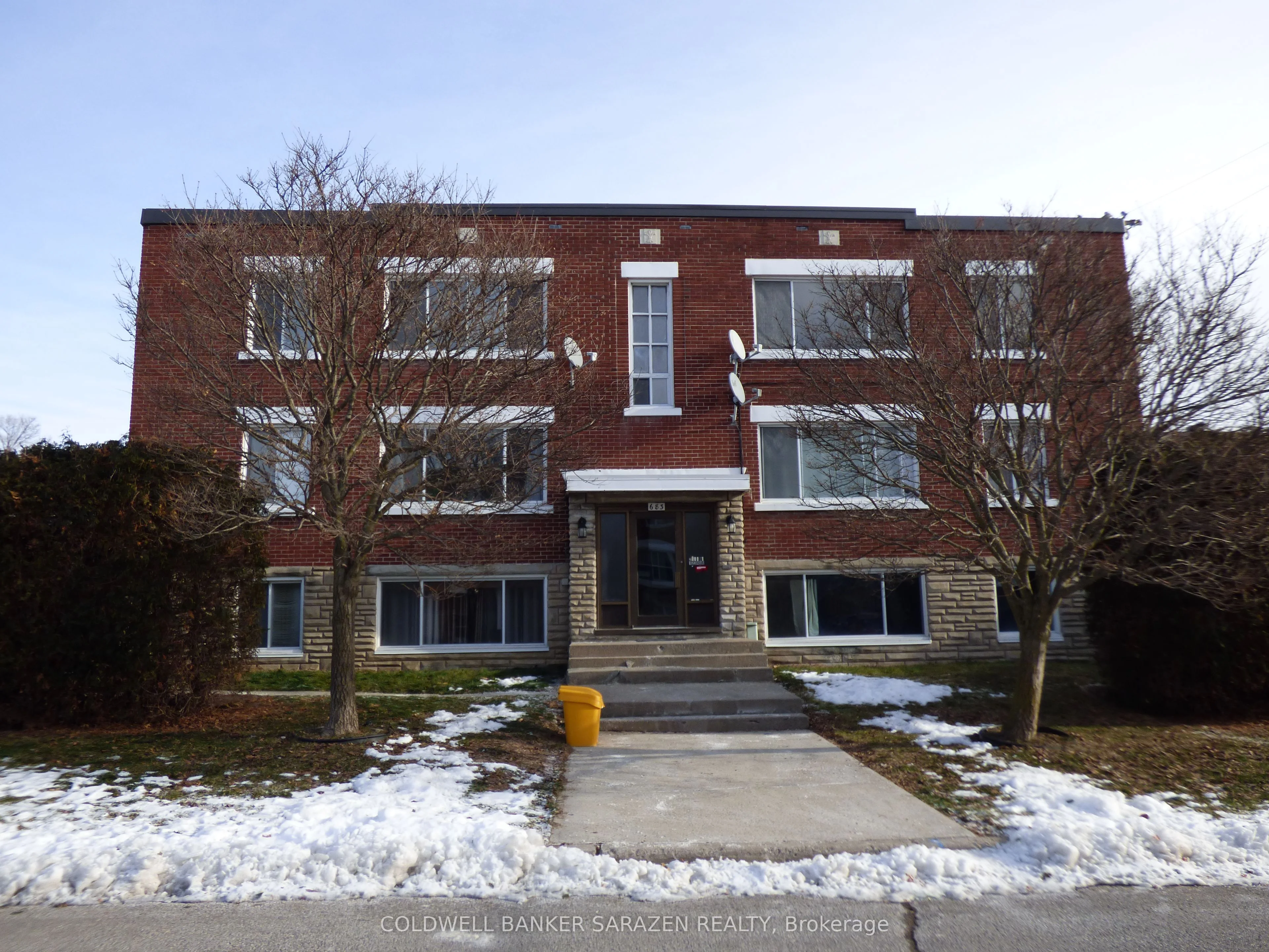 Upper Level in Westboro - Hampton Park