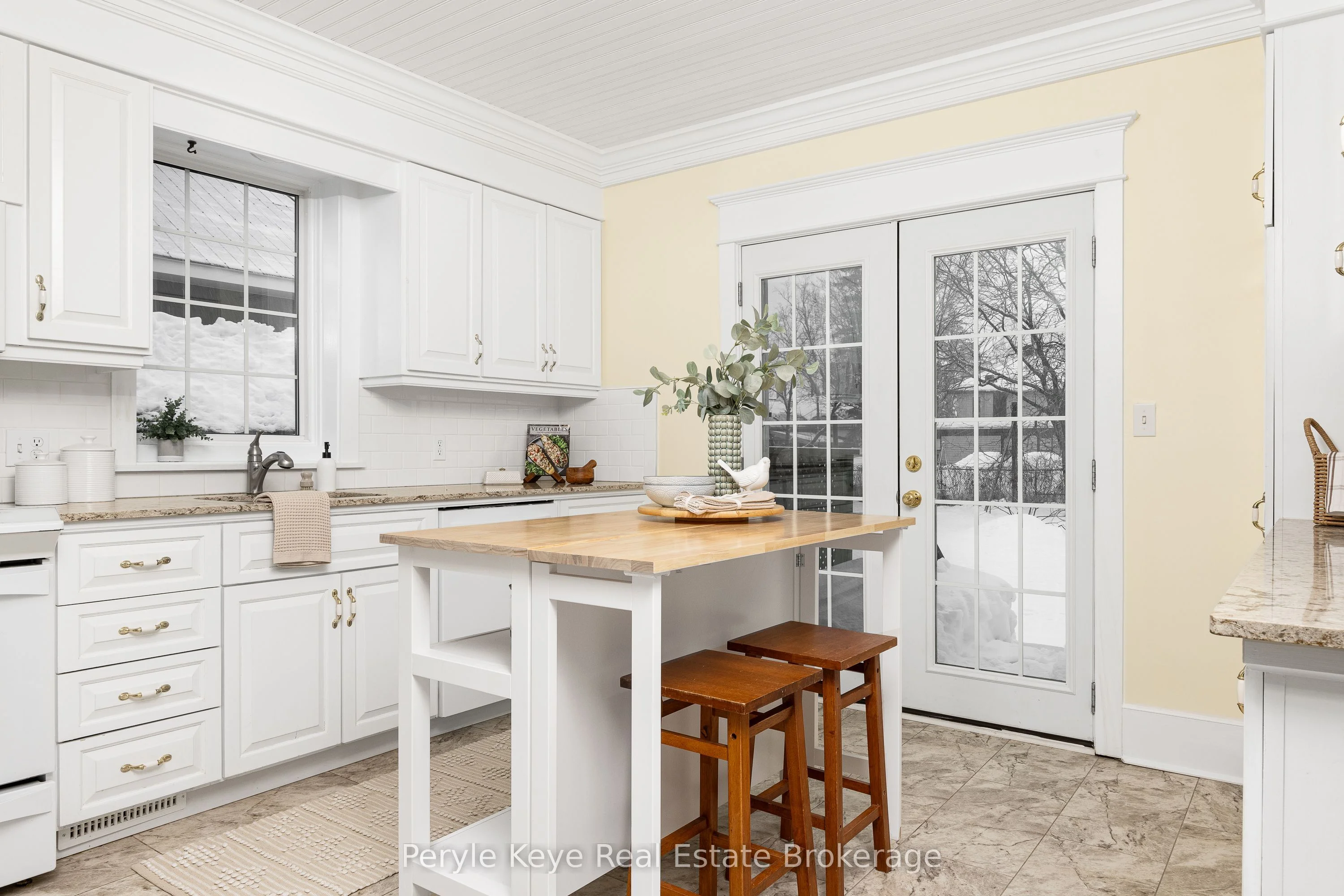57 Mcmurray Street, Bracebridge, On P1l 2a1