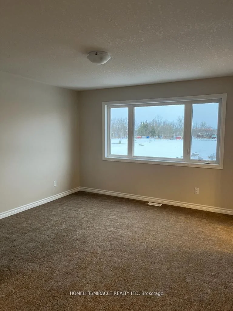 Att/Row/Townhouse in Greater Napanee
