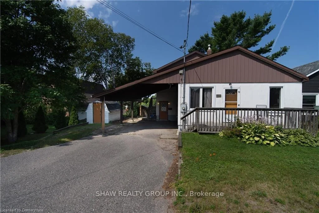 Detached in North Bay