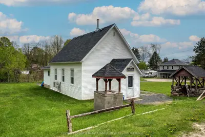 1867 Crow Lake Road, Frontenac, On K0h 2b0