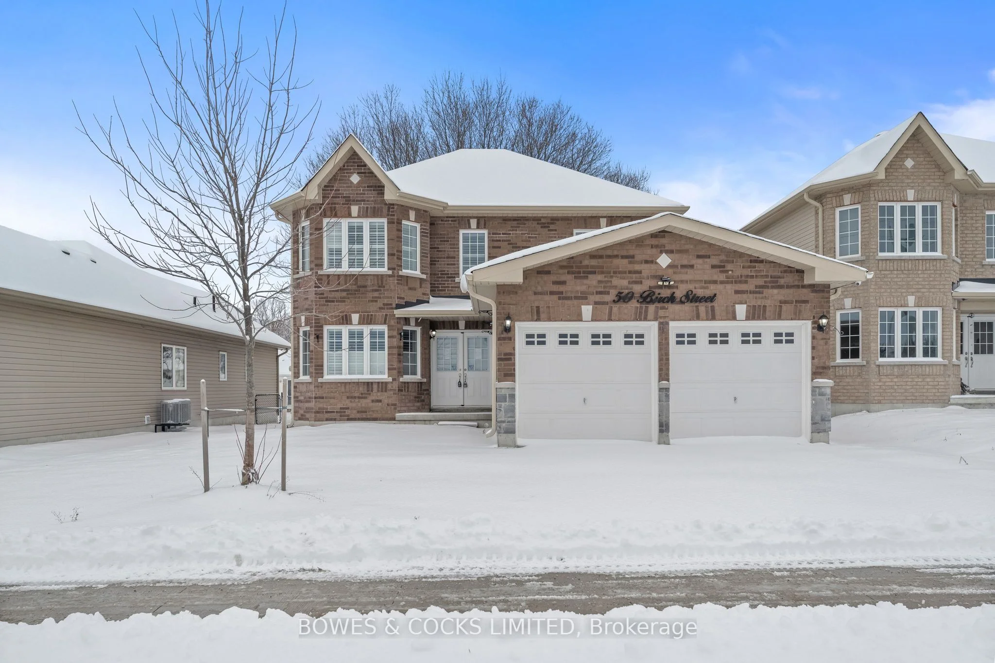 Detached in Asphodel-Norwood
