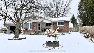 Detached in North Middlesex
