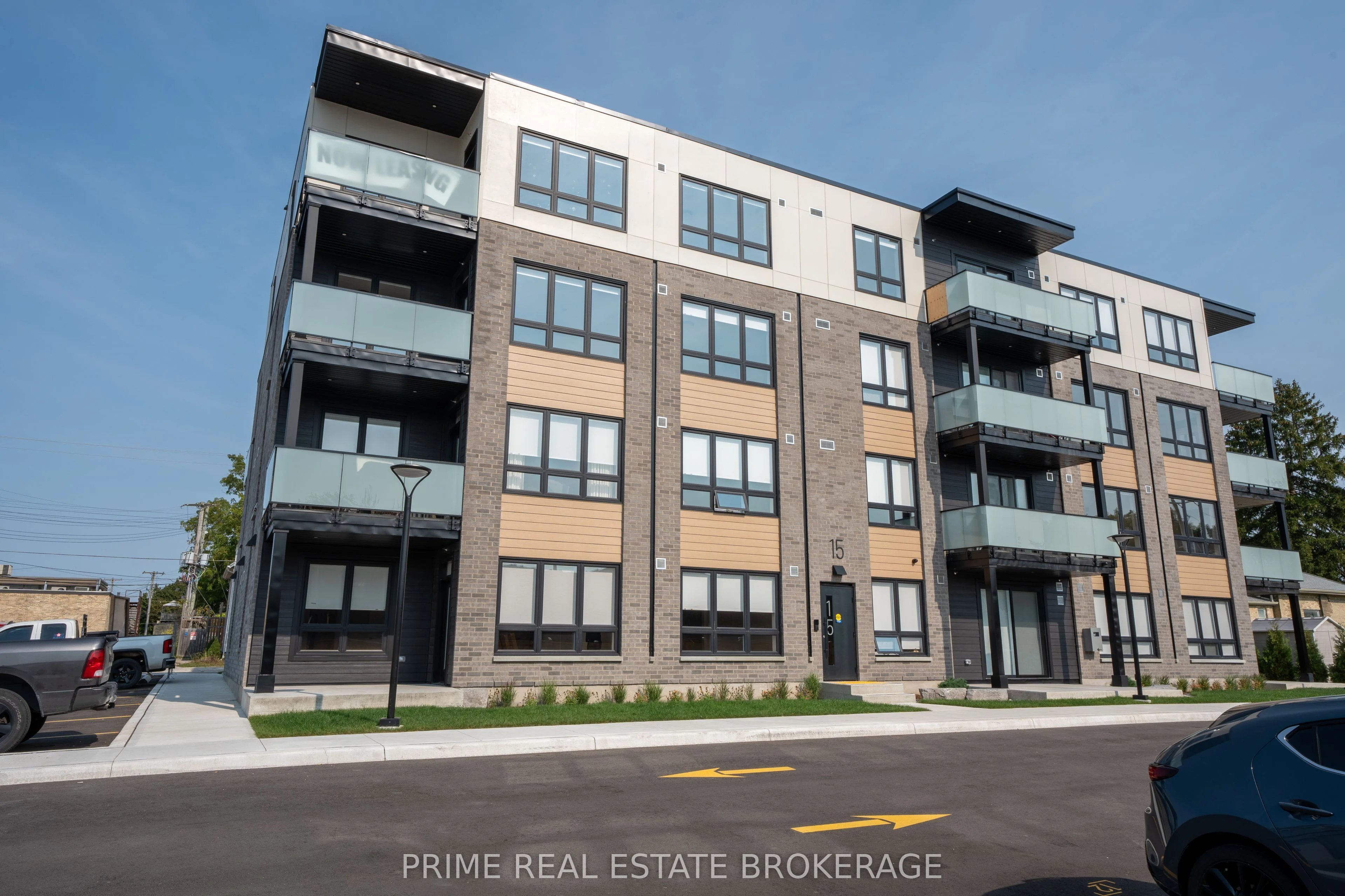15 James Street 403, South Huron, ON N0M 1S6