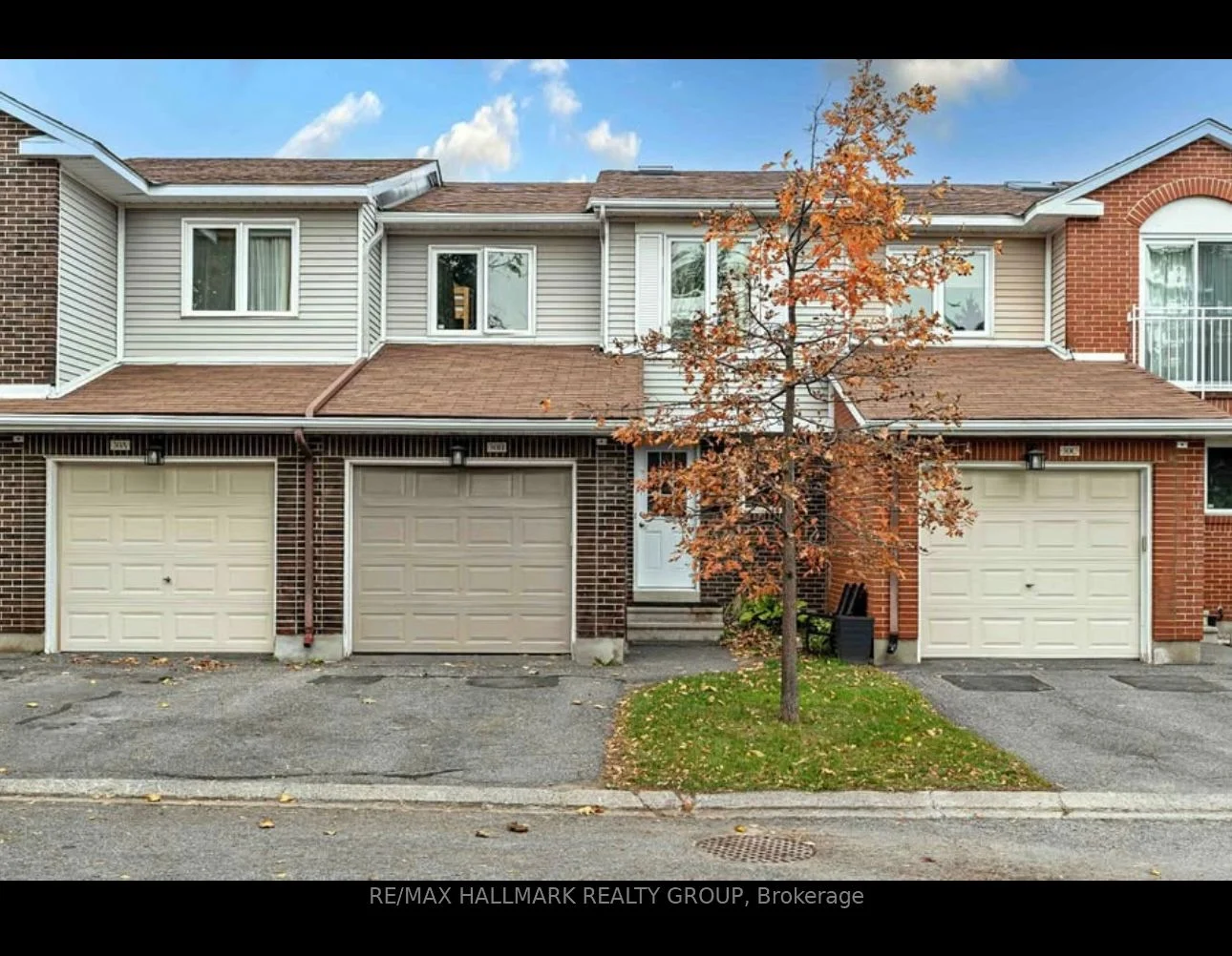 30b Castlebrook Lane, South Of Baseline To Knoxdale, On K2g 5g5