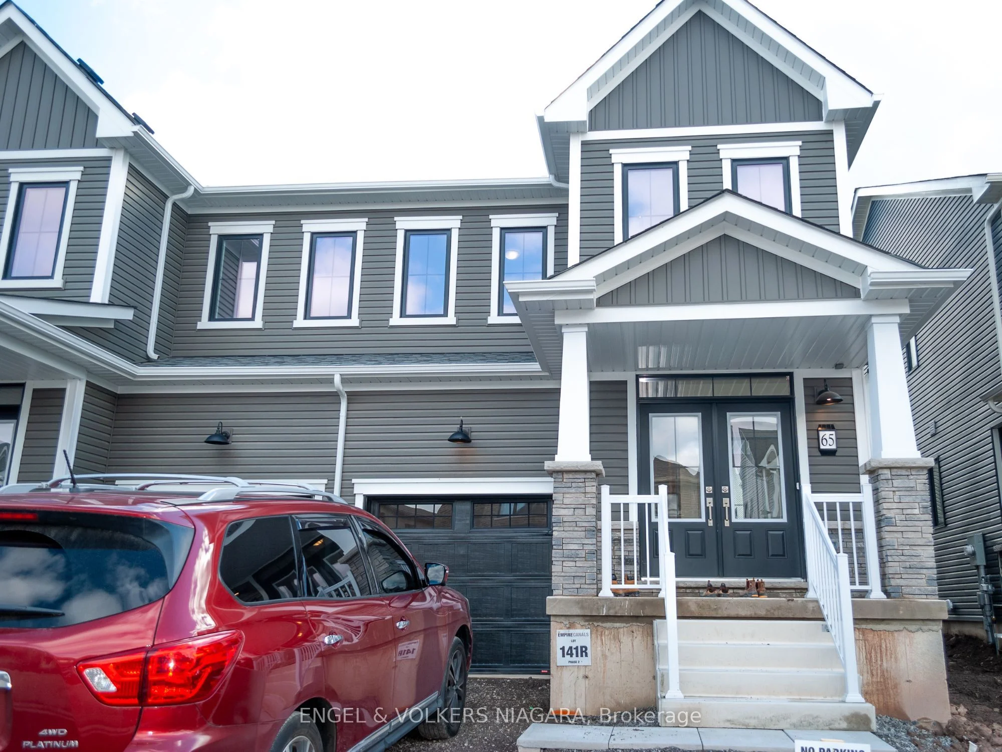 65 Masters Street N, Welland, ON L3B 0N4