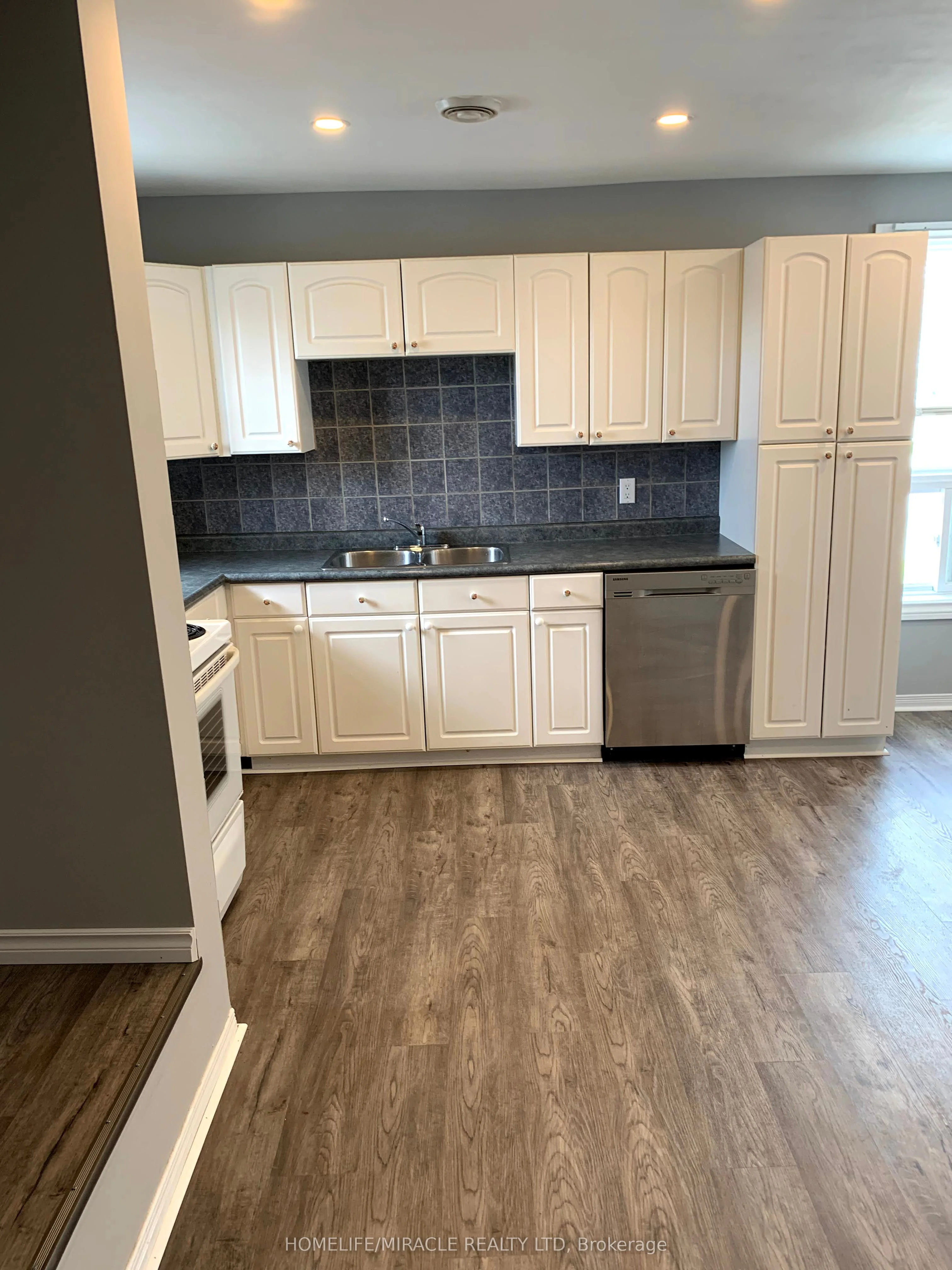780 Hamilton Road, London East, On N5z 1t9