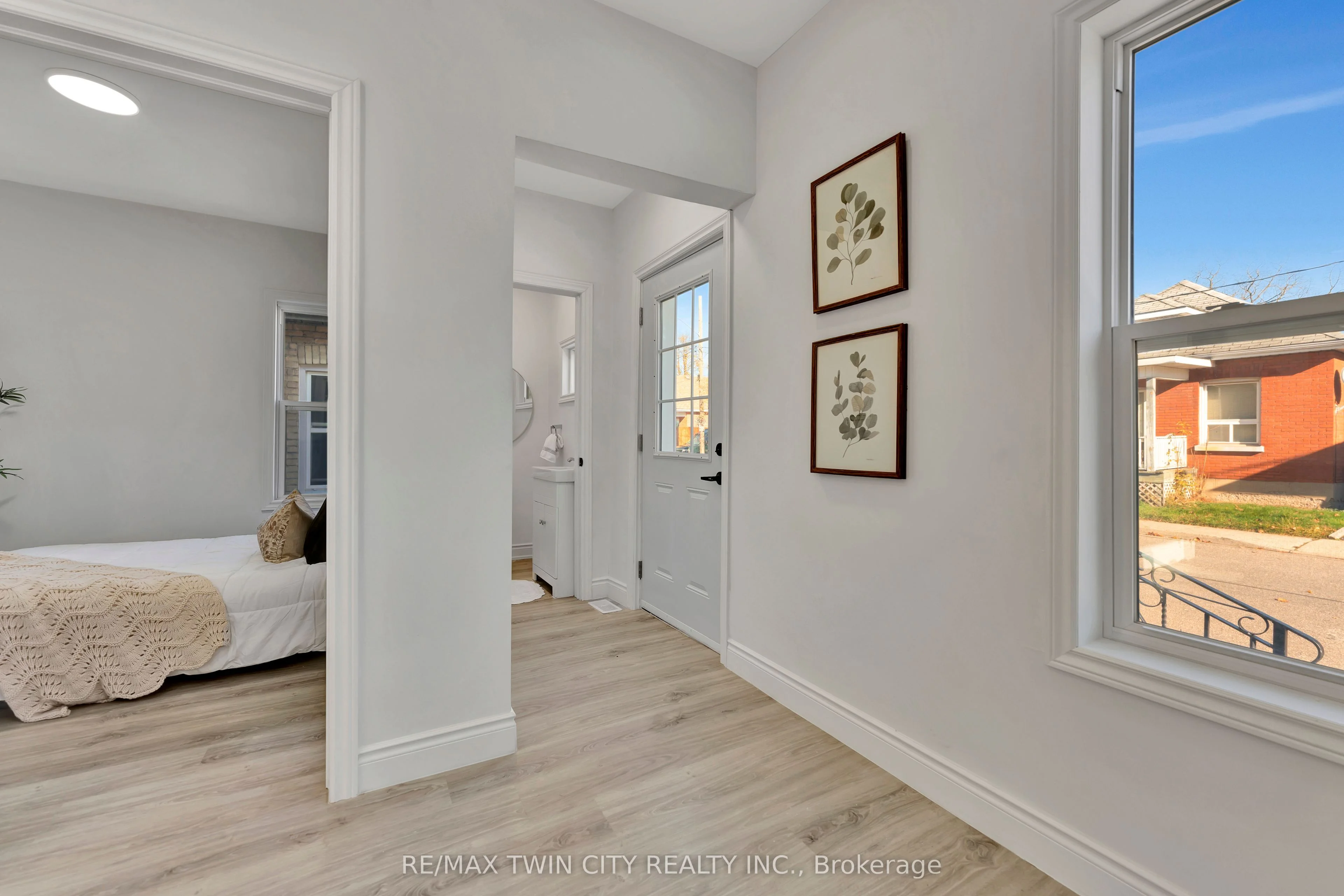 15 Gordon Street, Brantford, ON N3S 2M7
