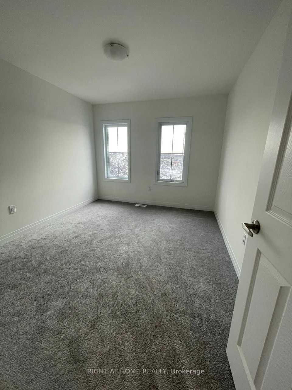 54 VARSITY Drive, Welland, ON L3B 0N8