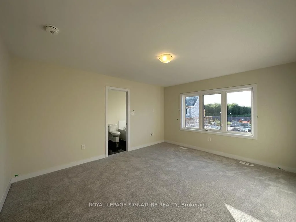 37 Keelson Street, Welland, ON L3B 0M2