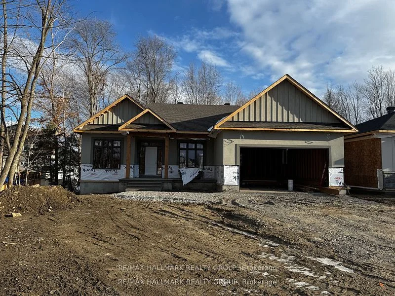 Detached in Brockville