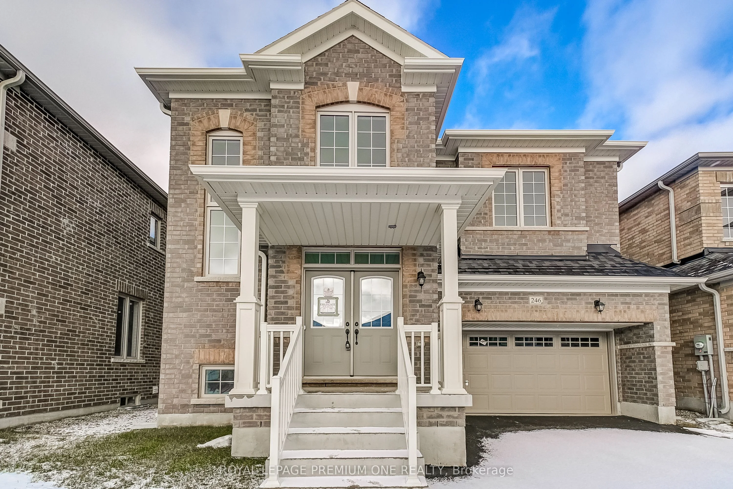 Detached in Melancthon