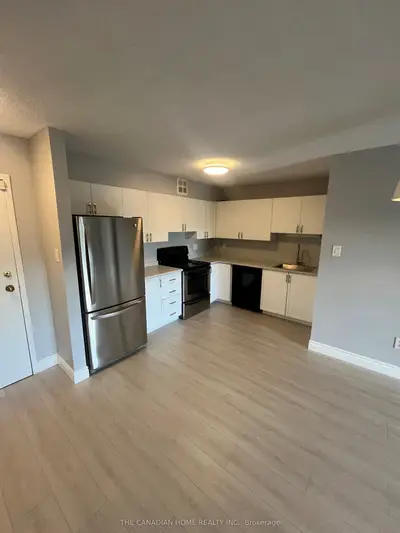 15 Hofstetter Avenue 412, Kitchener, On N2a 3z7