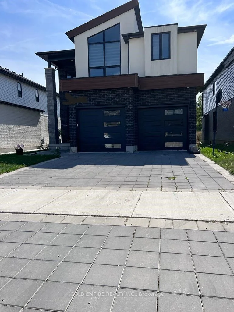 2411 BLACK RAIL Terrace (Lower), London South, ON N6K 0H3