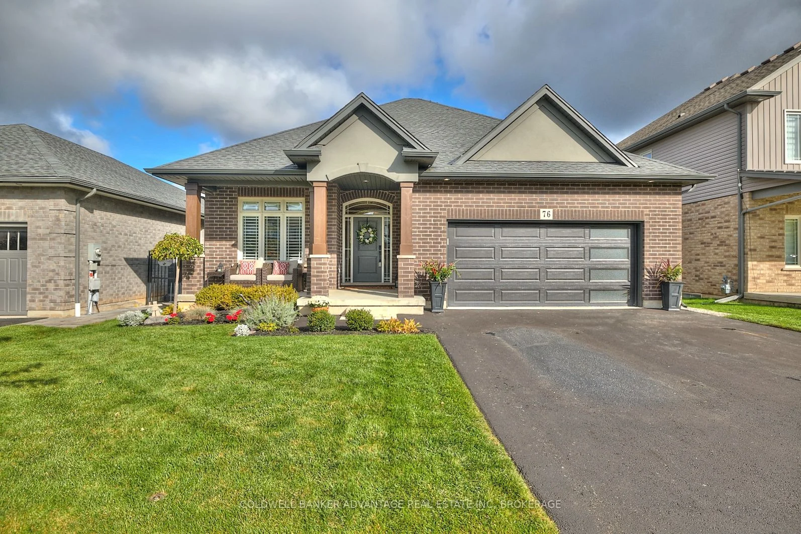 Detached in Pelham