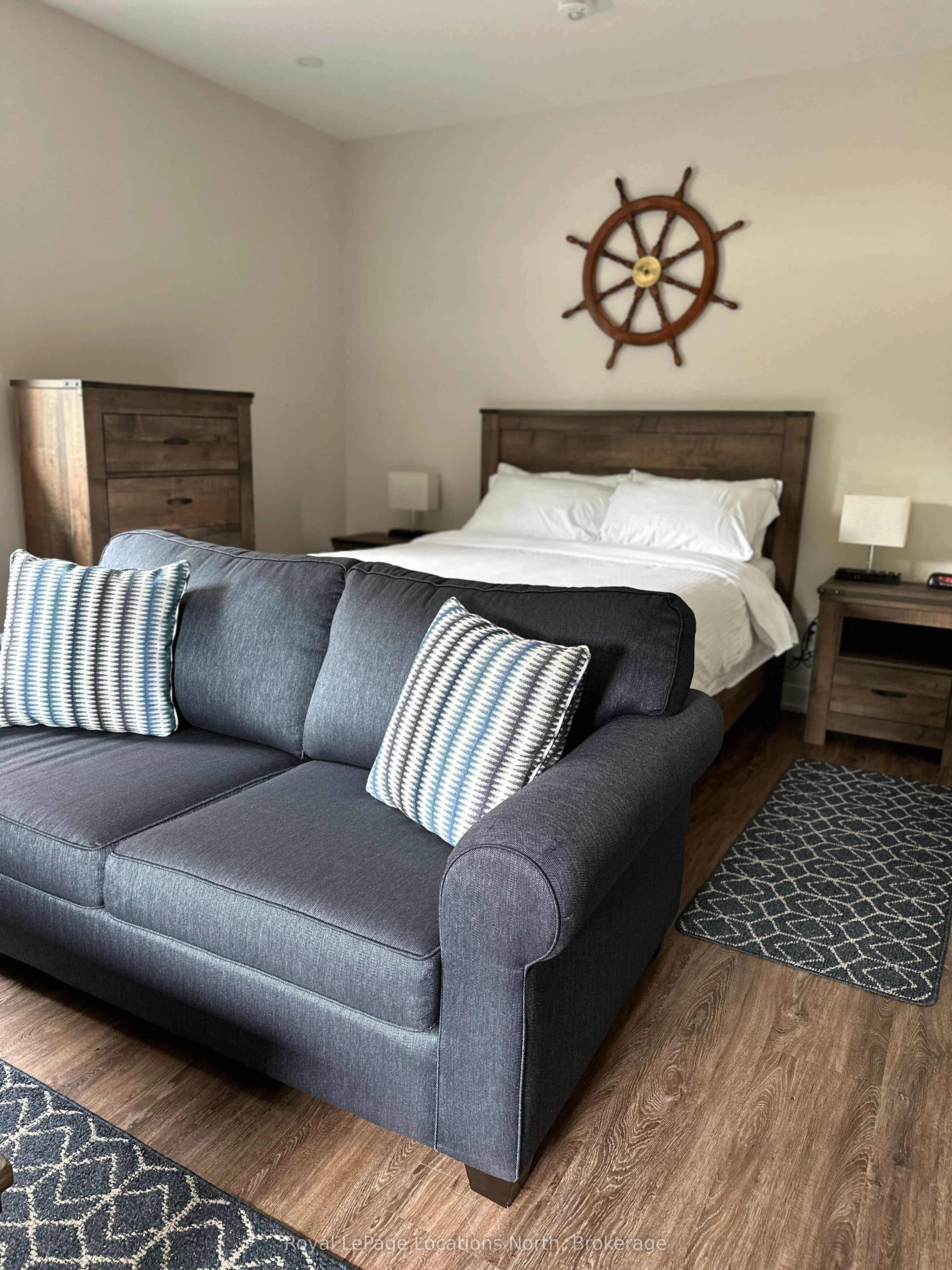 Duplex in Meaford