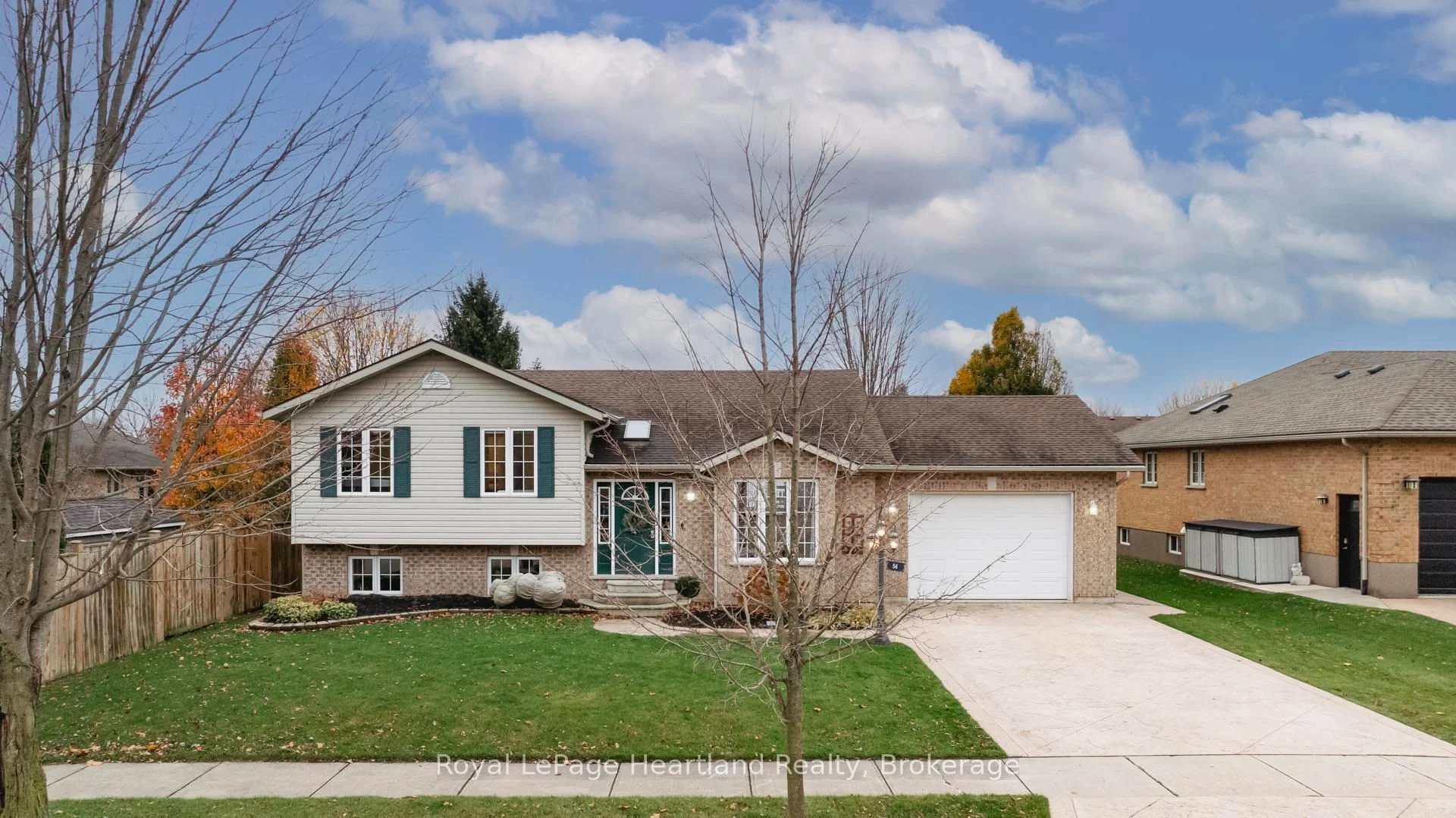 Detached in West Perth