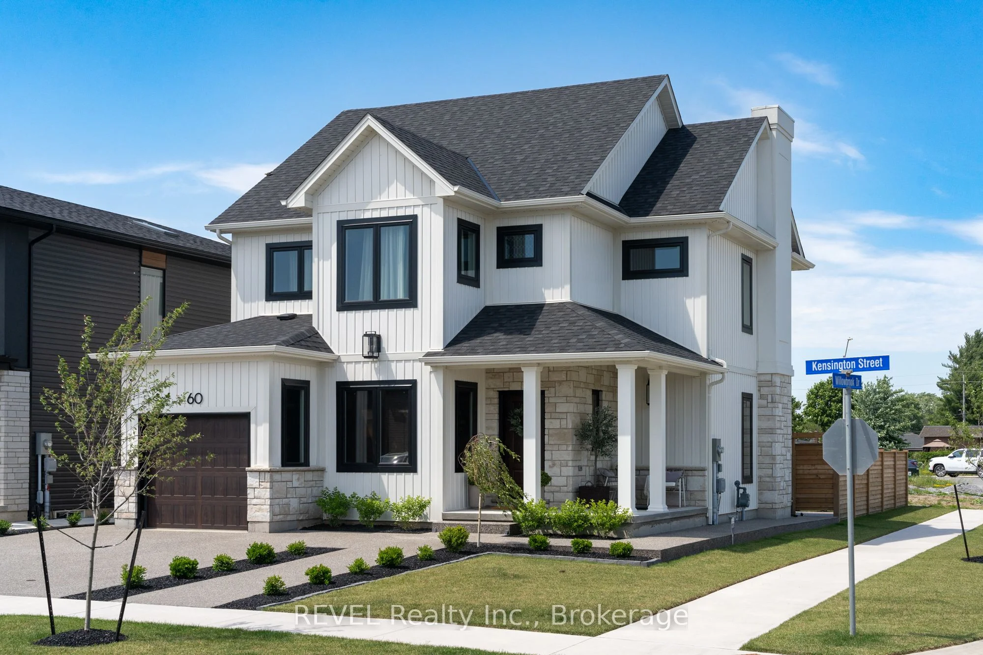 60 Kensington Street, Welland, On L3c 0g4