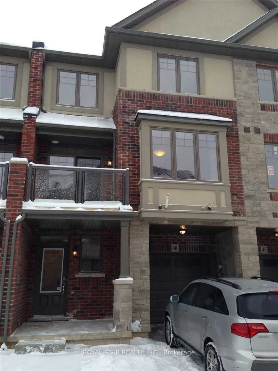 Att/Row/Townhouse in Hamilton