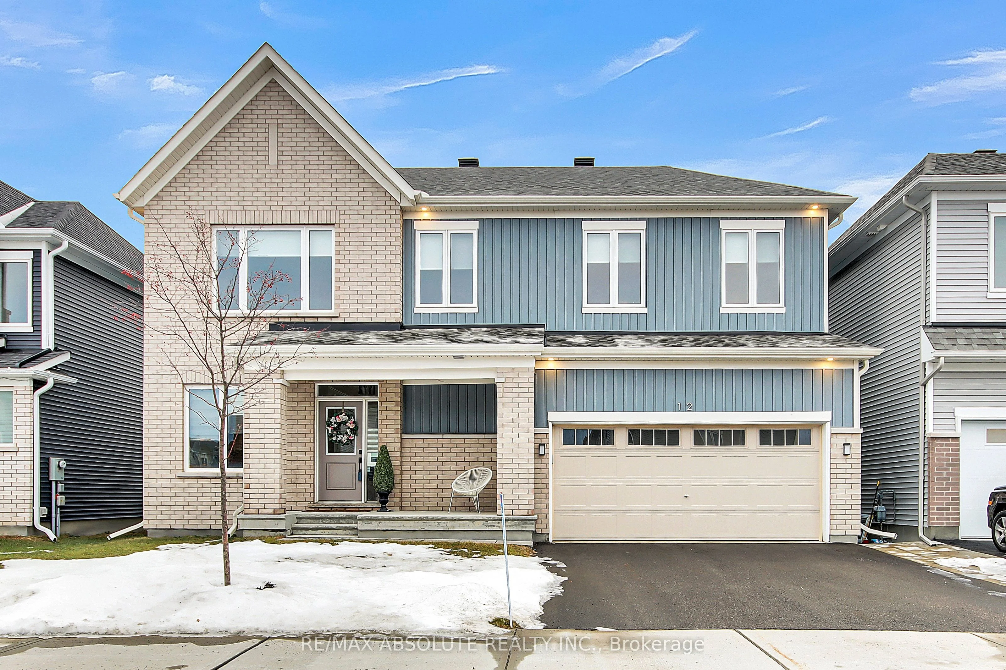 Detached in Orleans - Convent Glen and Area