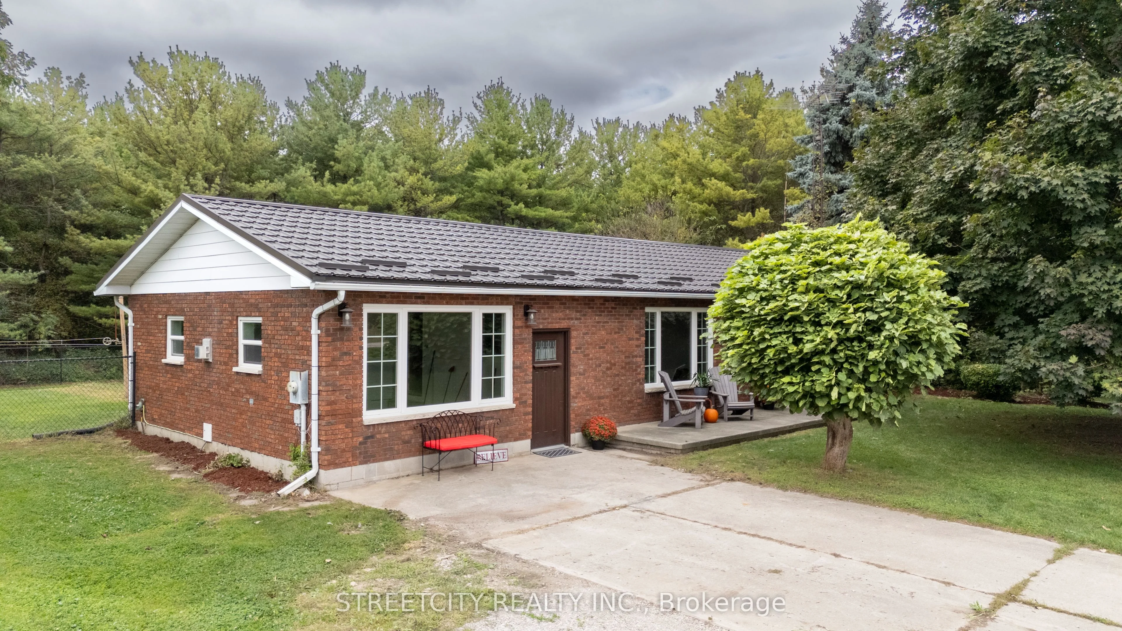 9073 Widder Road, Lambton Shores, On N0m 2n0