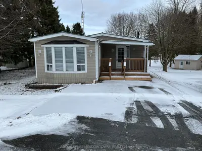 8 Grand Vista Drive, Wellington North, On N0g 2l0