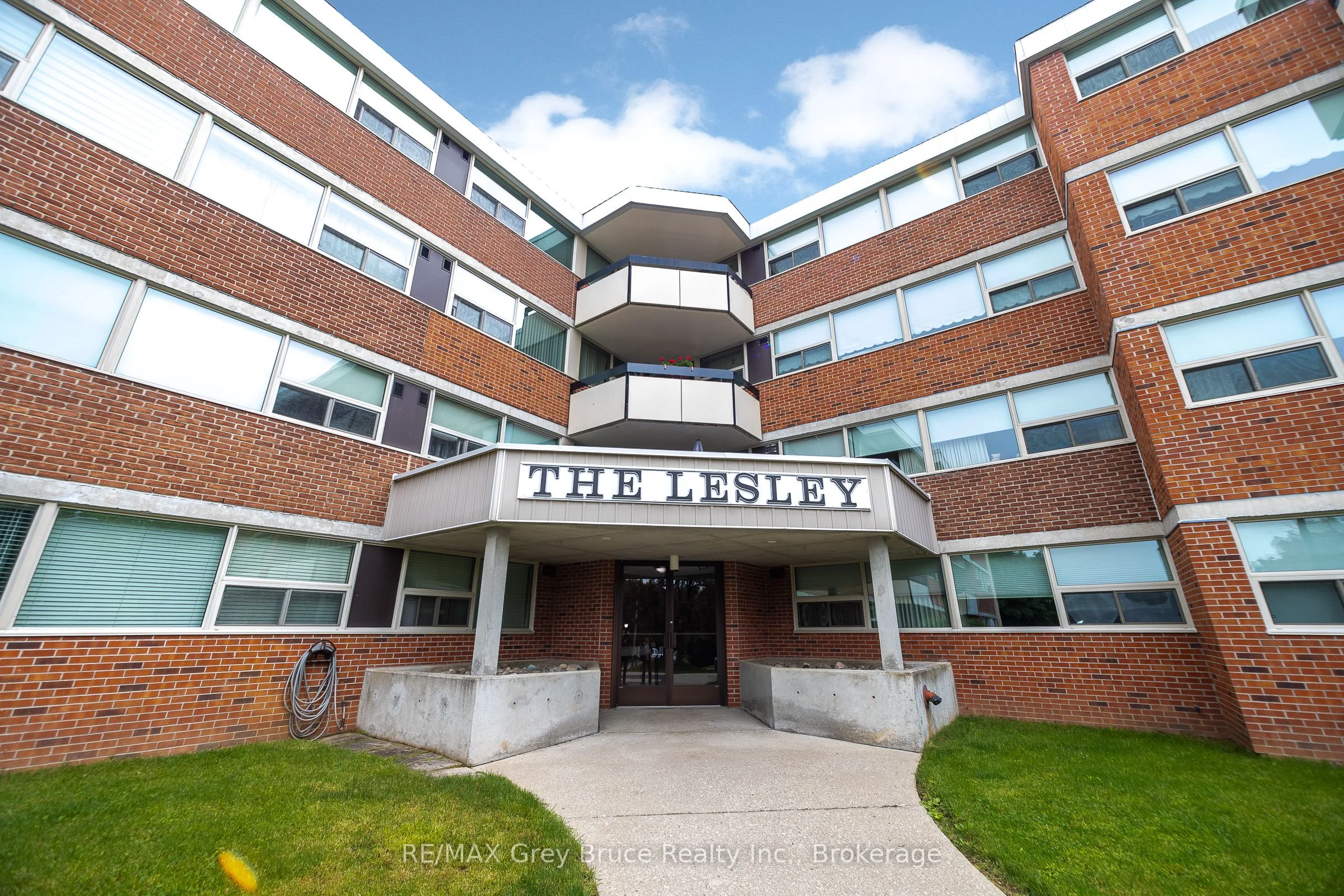 860 9th Street E 203, Owen Sound, On N4k 1r2