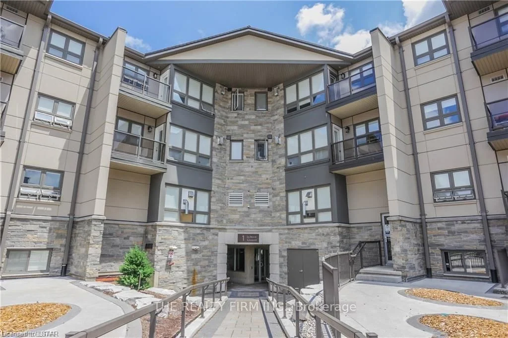 Condo Apartment in London North