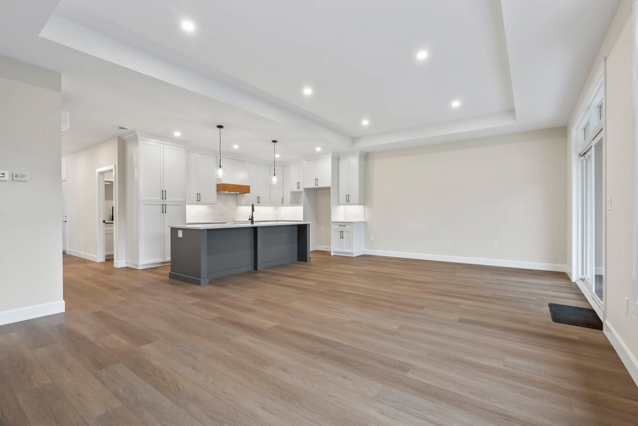 27 Mercedes Crescent, Kincardine, On N2z 1g8