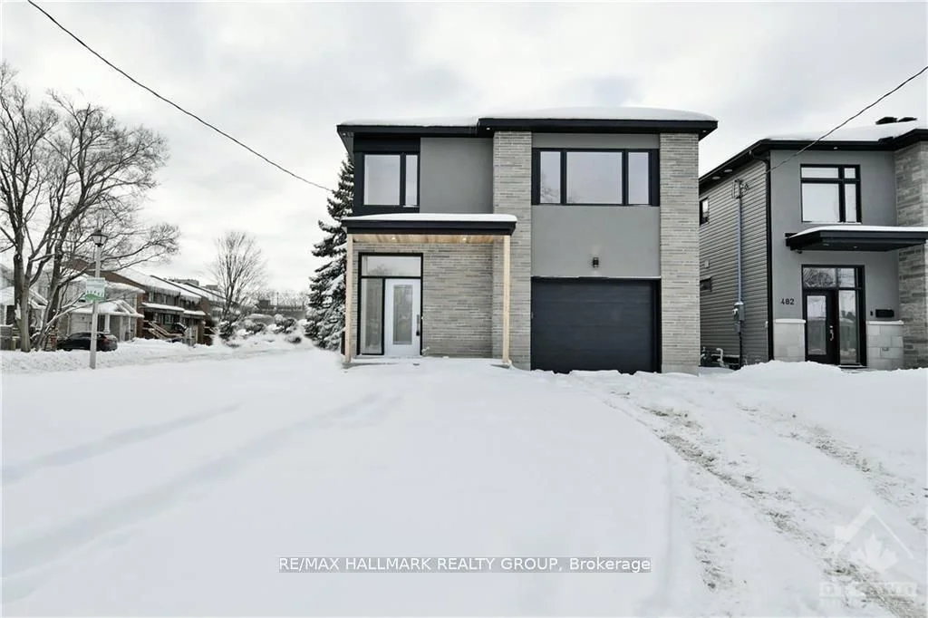 484 Woodland Avenue, Woodroffe, On K2b 7c1