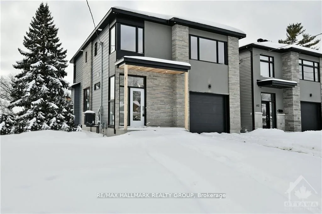 484 Woodland Avenue E, Woodroffe, On K2b 7c1